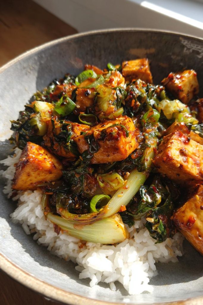 gebratener pak choi mit tofu und reis einfach zubereiten