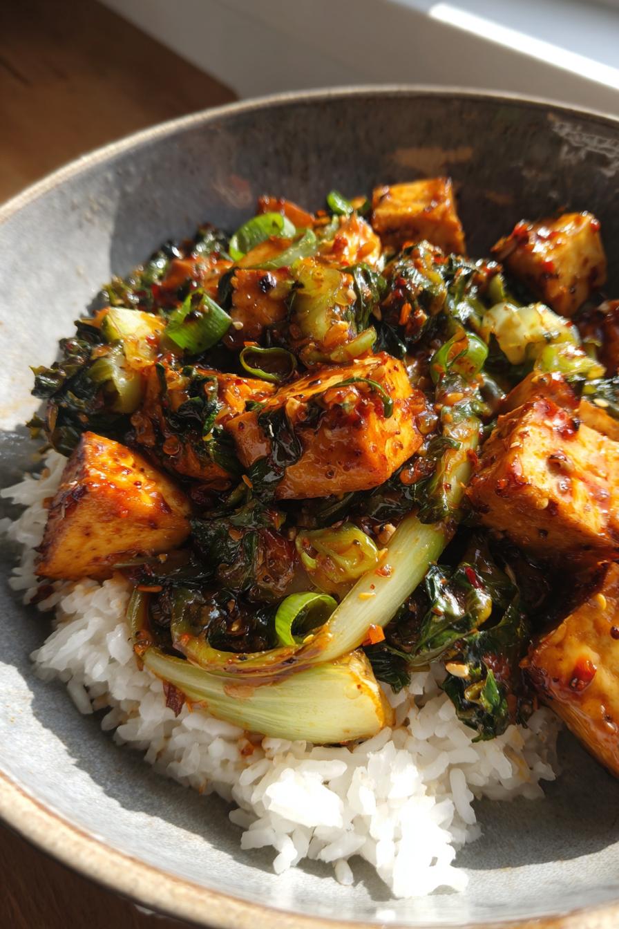 gebratener pak choi mit tofu und reis einfach zubereiten